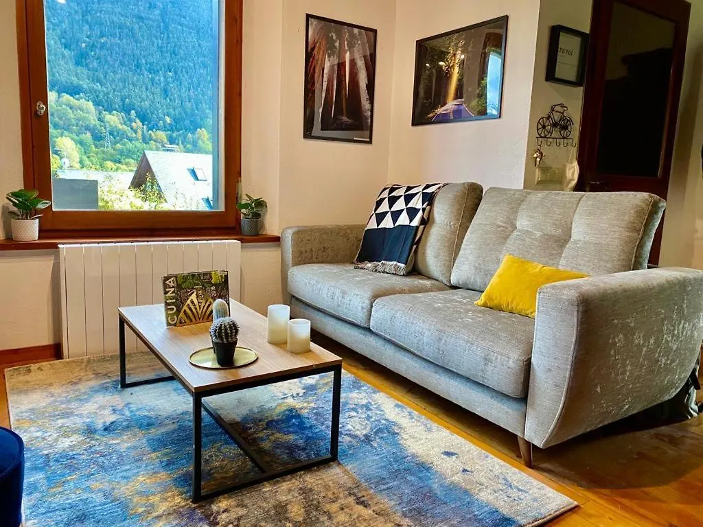 Holiday home Gessa Bonita Casa Junto A Baqueira Dream Villa